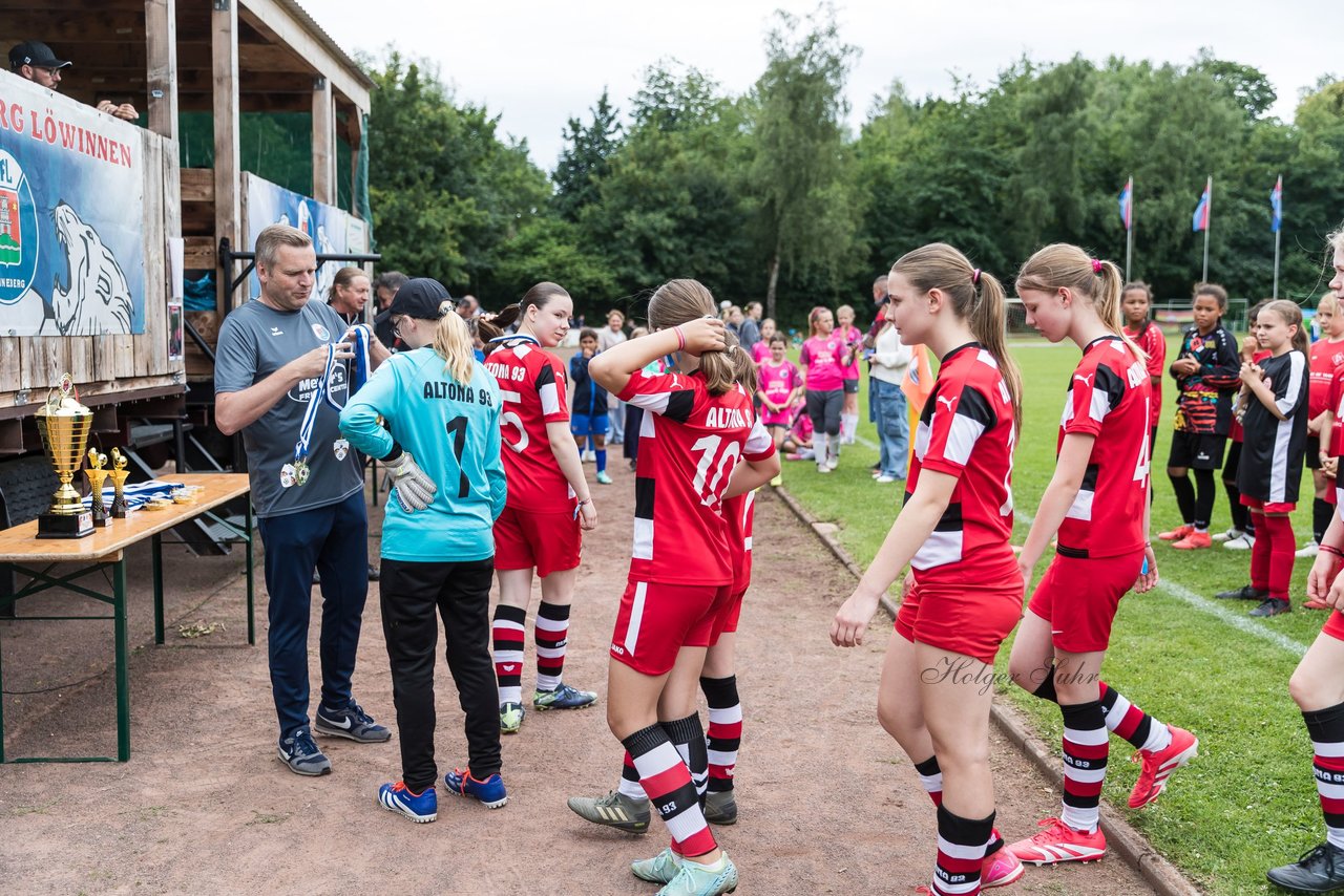 Bild 125 - Loewinnen Cup